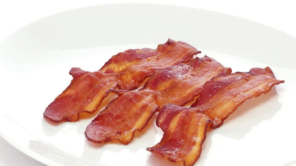 how to reheat bacon foodslad
